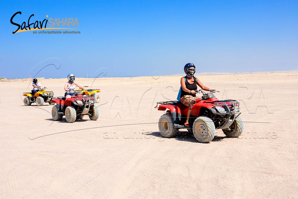 Super mega tour jeep et quad dans le désert d'Hurghada
